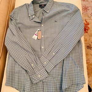 Vineyard Vines NWT shirt